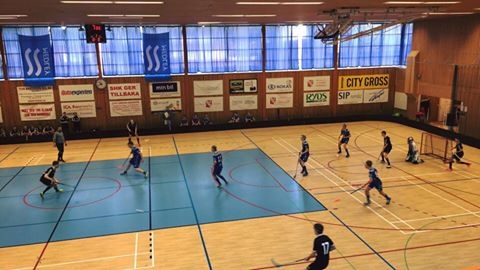 Full fart i Sim- och sporthallen A med HJ